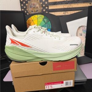 Altra White and Light Green Running Shoes